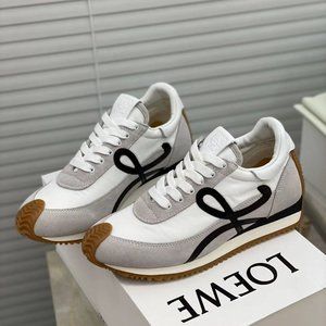 💕💕Loewe Flow Runner Sneakers💕💕